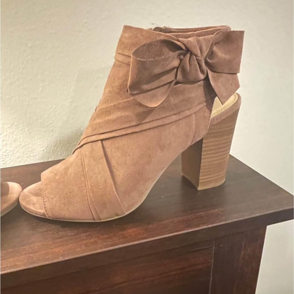 LC Lauren Conrad rose pink Ankle Booties with Peep-Toe Design